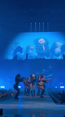 Lady Gaga performing Applause at Las Vegas (Night 3)! | #ladygaga #applause #lasvegas #mayhem #themayhemball #fyp  📹: @therealshowalter on Instagram