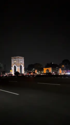 Tangsel sono'an dikit 🛵🤩      #AlamSuteraMalam #ExploreTangsel #NightVibes #tangsel #alamsutera #tangerang #jamdinding #alamsutera #malam #vibes #fypage #kitasamperin 