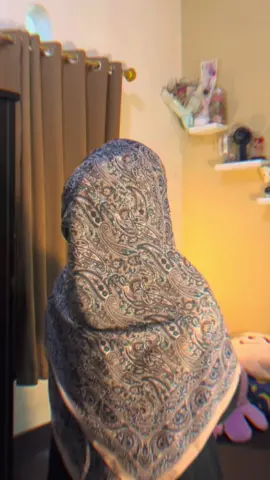 🌸 HIJAB PASMINA TURKI VIRAL BANGET! Style simple tapi tetap anggun? 💁‍♀️ Cobain pashmina Turki ini! Bahannya tebal tapi adem, mudah dibentuk, dan jatuhnya elegan banget 😍 Wajib punya buat kamu yang suka tampil stylish tapi tetap syar’i! 💫 ✨ Cocok buat daily, kuliah, kerja, bahkan acara formal 🎨 Banyak pilihan warna soft & earthy tone 📦 Ready stock & bisa COD! Buruan order sebelum warna favorit kamu sold out~ 😍 #pashminaturki #hijabturki #pashminakekinian #hijabstyle2025 #ootdhijabkekinian #hijablook #fypシ #hijabfashionindonesia #tampilstylish #kerudungterbaru #hijabviral #kerudungturki #cewekberhijab #inspirasiOOTD #rekomendasitiktok #CapCut 