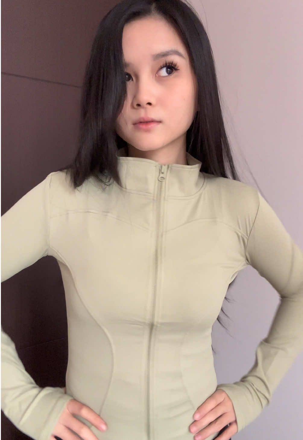 Jaket olahraga baru lagi yg lagi banyak ciwi” pakek 🤩🤩✨ 