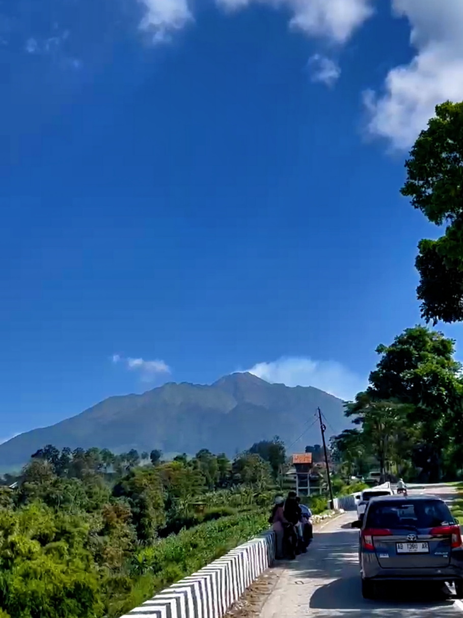 Irung Petruk x Gunung merapi #fy #fyp #gunungmerapi #irungpetrukboyolali #gunung #selo #boyolali #boyolali24jam 
