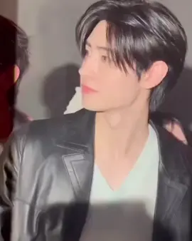 딴 늑대들이 날 물어가기 전에 #박성훈 #sunghoon #enhypen #fyp 