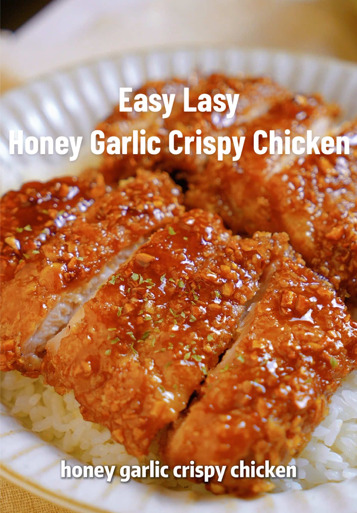 Easy lazy honey garlic crispy chicken that smells amazing and takes just 30 mins! 🍯🧄 You’ll need:  4 boneless chicken thighs, skin on (about 500g) 1.5 tbsp soy sauce 1 tbsp oyster sauce 1 tsp garlic powder 1/4 tsp salt + black pepper 1/4 cup cornstarch (for coating) 1/4 cup oil (for pan frying) For the glaze: 2 tbsp butter 1 bulb garlic, minced 1 tbsp honey 1 tbsp soy sauce Full recipe in the bio, also at thecrystalcookbook DOT com ✨💕  #honeygarlicchicken #chickenrecipe #EasyRecipes #crispychicken #tiktokpartner
