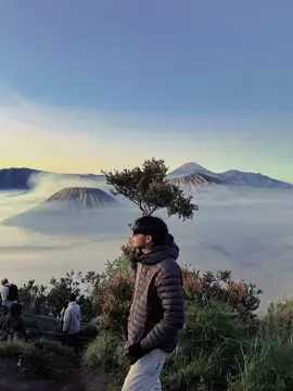 Pengalaman bukan pada puncaknya, tapi pada perjalanannya 🍃