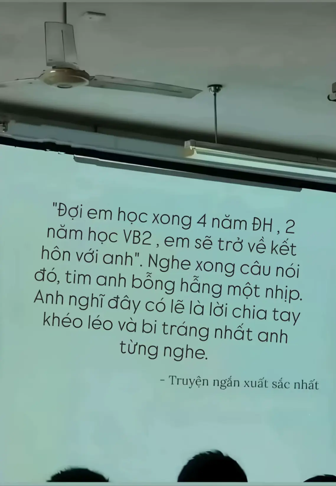 4 năm em xong rồi, còn 2 năm nữa anh đợi em nhé!!! #totnghiep #hpu #pu #kiemsat #daihockiemsat #hanoi #vb2 