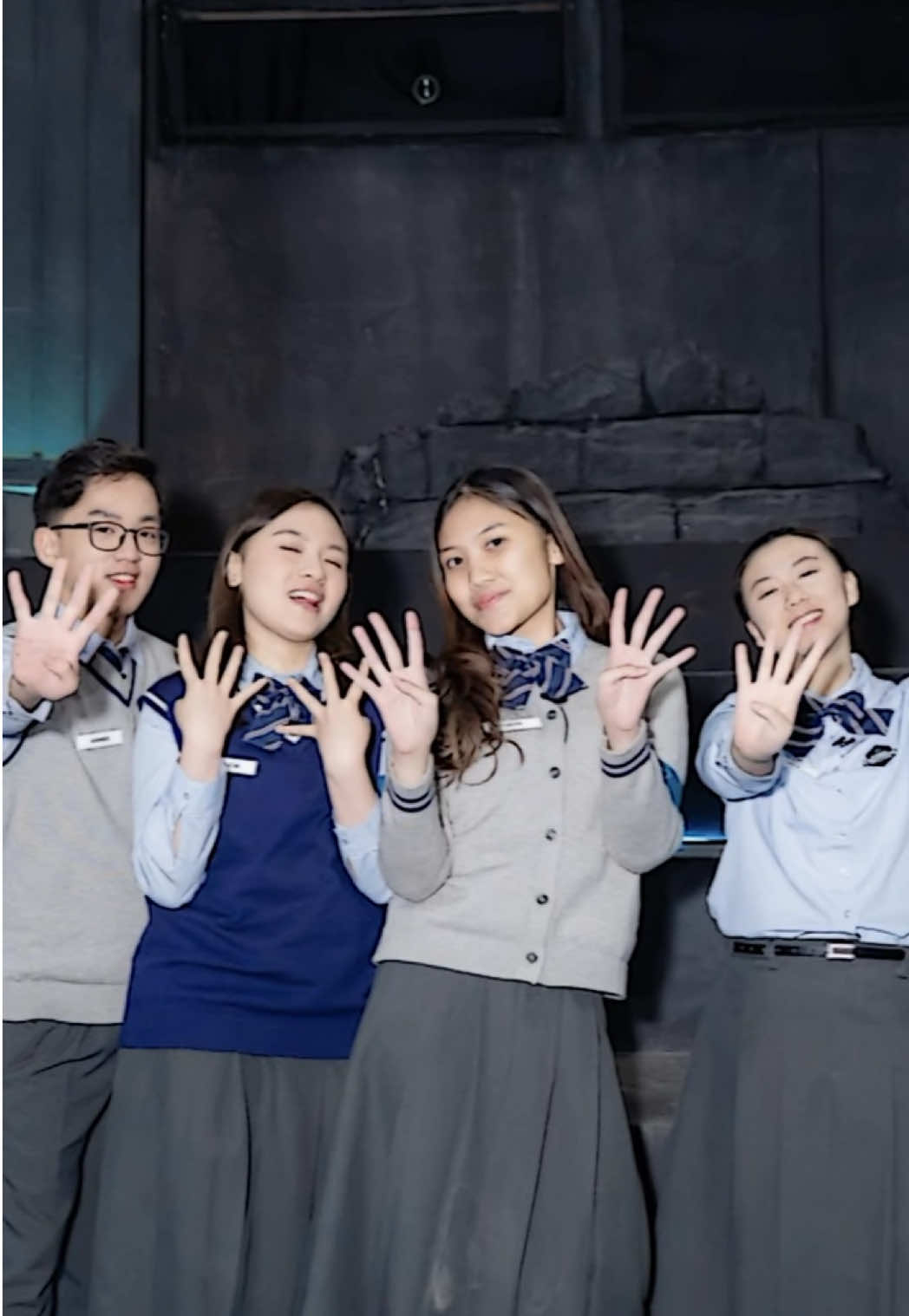 kami dari Vannes Angels izin join 👼🏻🪽♥️ #clashofchampions #teamgwen #coceps7 #ruangguru