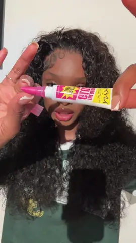 Guys!! Let me put ya on to “The Brow Glue Crazy Lift, BrowLamination Gel with 16HR Strong Hold” this is lifetime achievement for my girly 😍 thank me later!! ❤️@browgluecrazylift#nyc#makeup@