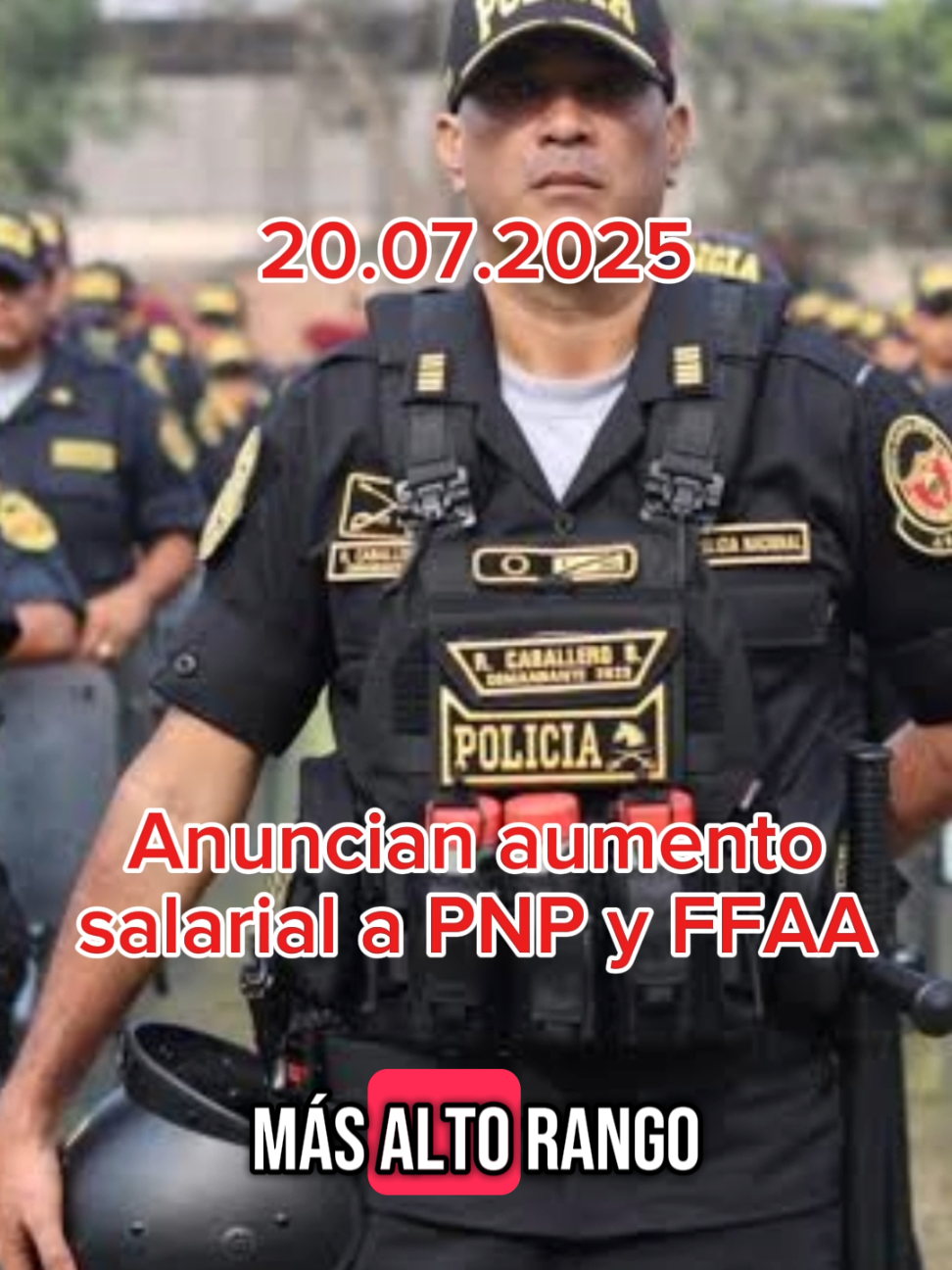 💥🚨 ¡Suben los salarios! Desde este mes, policías y militares recibirán un aumento que va desde S/2,450 hasta más de S/10,600 mensuales 💸. Esta medida busca reconocer su labor y mejorar sus condiciones. ¿Crees que este aumento es justo o exagerado? 👀 Mira el video para saber los nuevos sueldos por rango. #AumentoSalarial #PNP2025 #FuerzasArmadasPeru