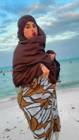 🥹😻