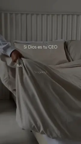 ¿Quieres convertirte en una CEO de alto nivel? Hemos creado para ti una Revista Digital Premium ✨📔 Solo si eres de las primeras 25 en reservar recibirás también el Plan de Crecimiento Semestral con retos diarios.📓 Link en nuestro perfil 🔗✨ #vogacy #businesswoman #personalbranding #Lifestyle #motivacion #emprendimiento #christiangirl 