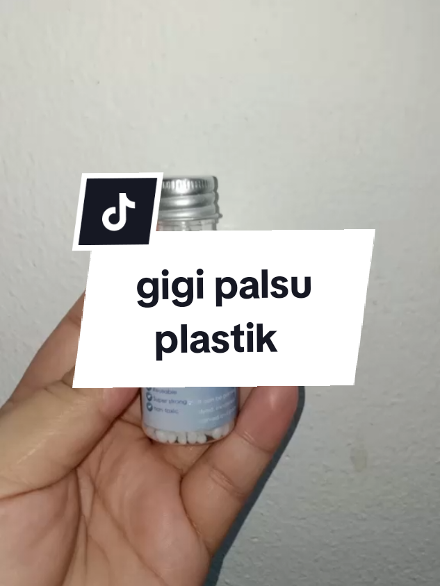 lepas ni kalau mau senyum depan org ramai pun tak malu dah..#falseteeth #gigipalsu #moldablefalseteeth #gigi #gigiplastik 