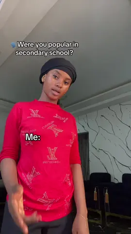 Who no sabi me and my friends for that school😭😂