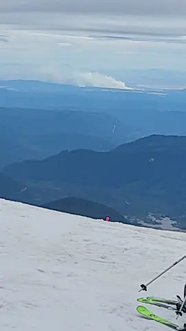 fire in central Oregon.. from Mt.Hood.#wildfire # #mswarrior 