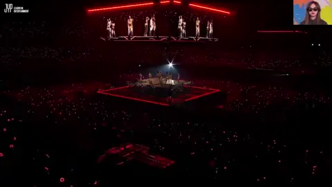 RIGHT HAND GIRL #TWICE #THISISFOR_SK_ONCE_D2 #THISISFOR_ON_BEYONDELIVE #TWICE_THISISFOR_WORLD_TOUR 