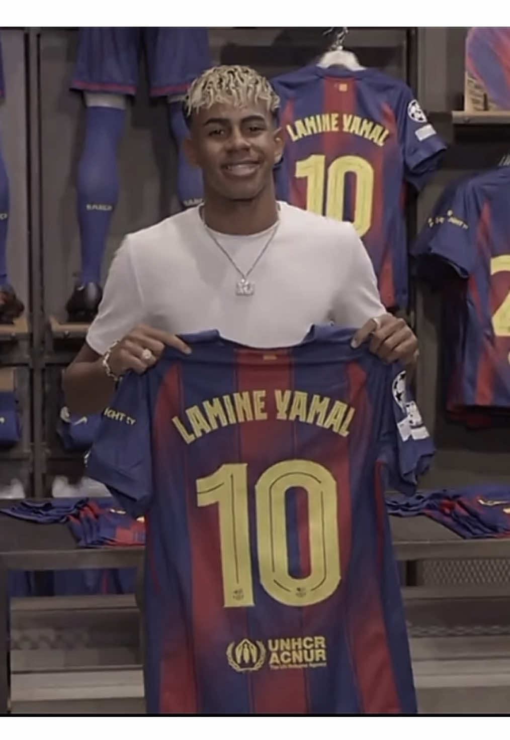 10 تزينبوه كذا ! #messi #barcelona #lamineyamal 