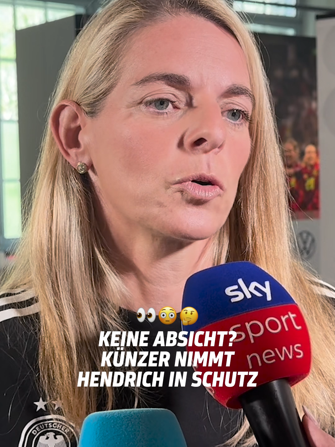 Sportdirektorin Nia Künzer spricht Kathrin Hendrich von jeglicher Schuld frei. Habt ihr die Szene genauso gesehen? 🤔 #sport1 #sport1news #dfbfrauen #hendrich #künzer #fussball #weuro2025