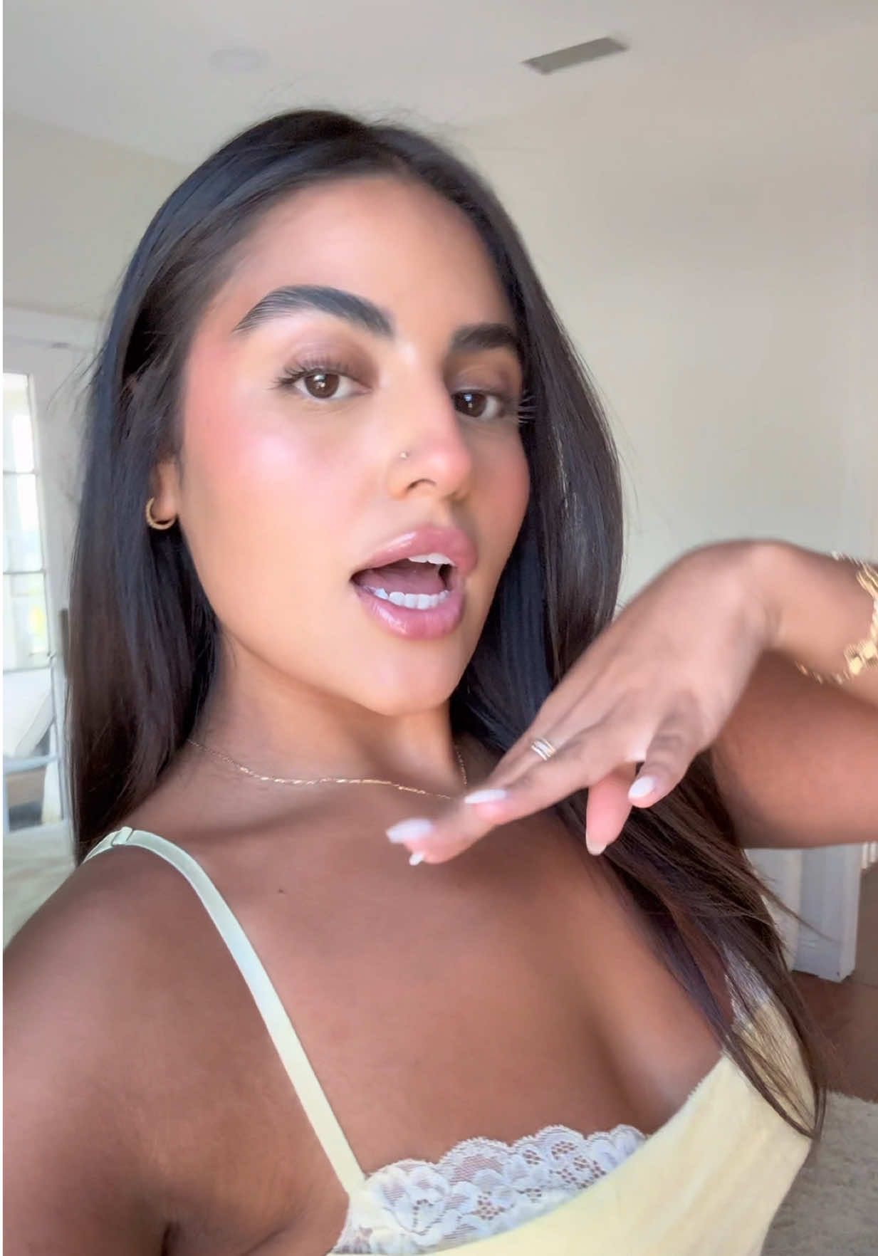 no matter how much time I give myself to get ready I always end up being rushed and this time it wasn’t even my fault 😭 anyways… obsessed with this blush @ColourPop Cosmetics 🫶🏼 #theaguilars #Vlog #girl 