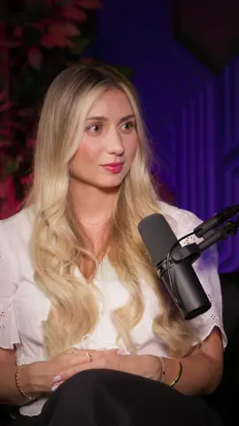 Jakého chlapa si najde žena, když má na profilu fotky v tangách? 🤔 🎙️ Host @Katerina  🧑‍🎤 Moderuje @Kid Ajvn ✪  📹 153. díl na YouTube 1h 54min 🎧 Spotify 45min  💷 HeroHero 1h 54min (bez reklam)