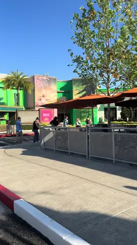Quando conheci a exposição do filme Wicked no parque da Universal em Orlando!  Fica até o final porque mostro tudinho pra vcs! #fyp #vaiprofy #wicked 