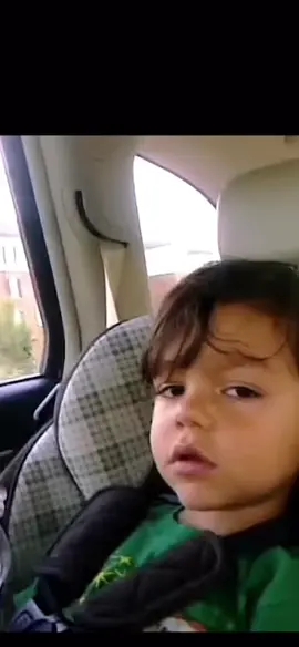 Malachi been singing since he was little!!😂😄#fyp #rightcrowd #funny@Malachi Barton 