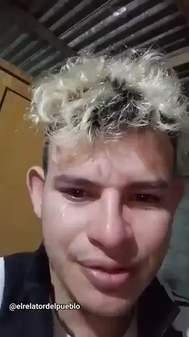 #REDES | POBRECITO 😭😭😭💔☹☹ JOVEN LAMENTA QUE NADIE SE HAYA IDO A SU CUMPLEAÑOS.🥺 Con lágrimas en los ojos, un joven se lamentó anoche porque nadie acudió a su cumpleaños, un día muy especial para él. Compró carne, cerveza, gaseosa, puso música e invito a muchos 