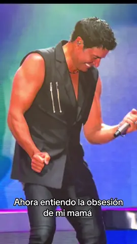 Chayanne toodo que ver! @Chayanne #chayanne #concierto #tourchayanne2025 #arequipa #tourbailemosotravez 