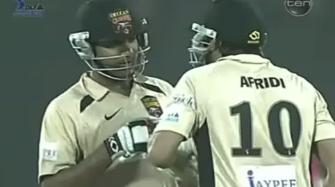 RohitSharmaXShahudAfridi 🫶🏻 HitmanXLala 🤝🫀#fypシ゚viral🖤tiktok☆♡🦋 #BOOM_BOOM #foryoupageofficiall❤️❤️tiktoklover #fforyoupageofficiall❤️ #cricketlover😘🏏 #viraltiktok #ipl2008 