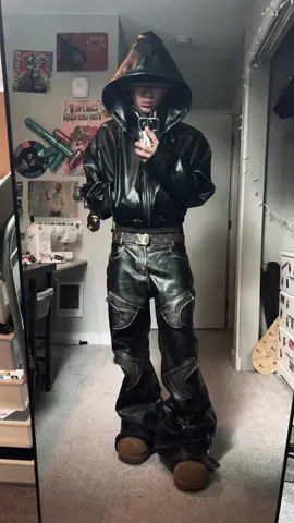 full set available to buy RIGHT NOW ‼️ #yvl #leatherpants #opiumcore #fashion 