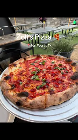 Love that there’s a playground for the kids #fortworthtexas #dfwfoodie #thingstodo 