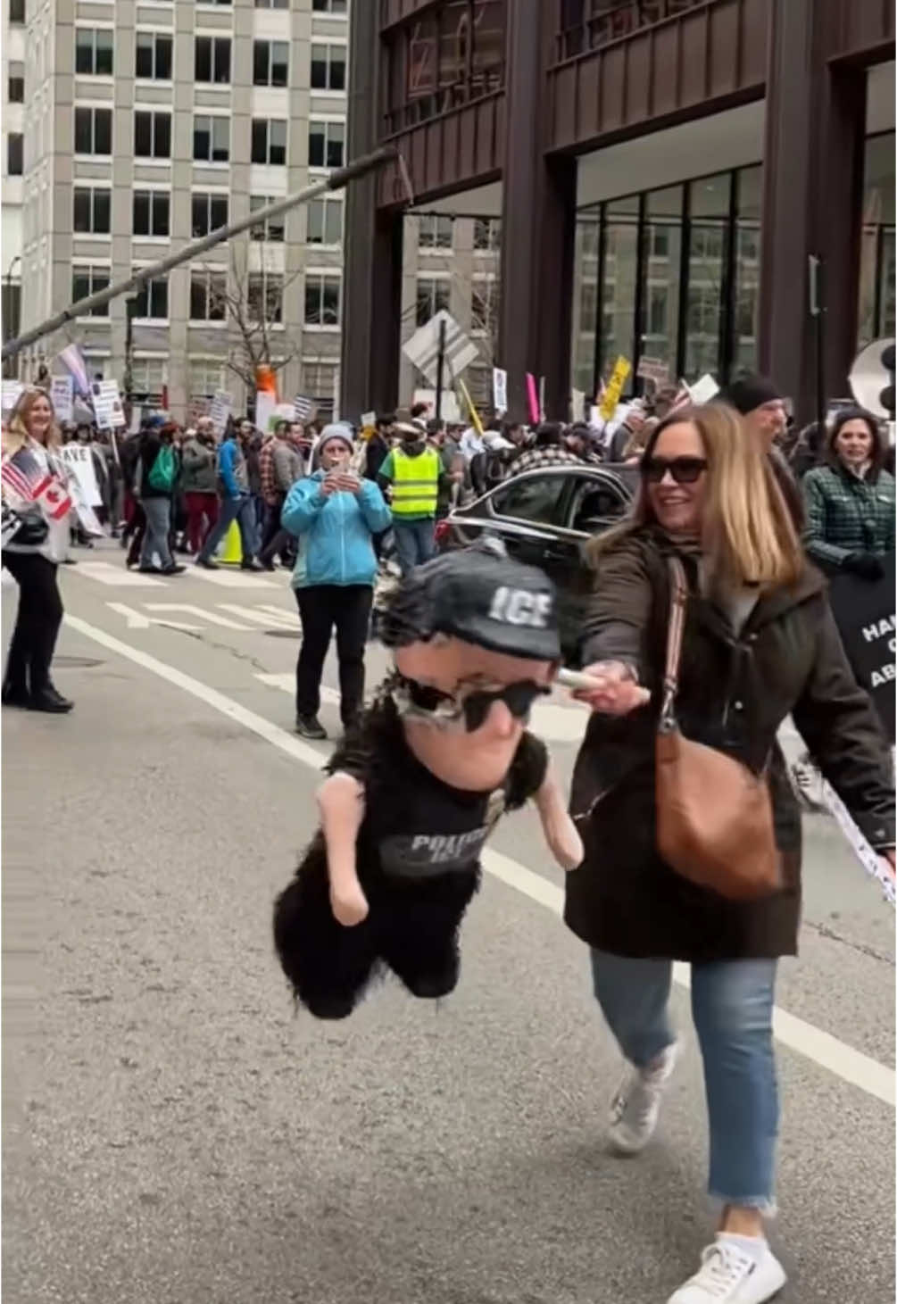 ICE piñata - scenes from Chicago. #fyp #viral 