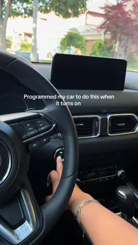 Hehe 💁🏻‍♀️ #applecarplay #mazda #meangirls