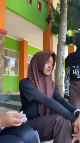 ihhh gemesss🤏🏻🤌🏻🧚‍♀️ #memes #lucy #boti #imut #sekolah #cwe #cwo #hijab 