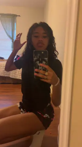 i know u feel meeee #fyp #wlw #wuhluhwuh #19 #4walls 