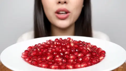 “Eating Fresh Pomegranate Seeds | Real Crunchy ASMR Sounds” #PomegranateASMR  #FruitCutting  #EatingSounds  #RealASMR  #FreshPomegranate 