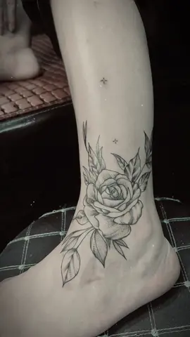 Hình xăm che seo chân cho chi gái đến từ trôi #xuhuong #khungfulllung #xamhinhnghethuat #hinhxamgiadinh #tattoo #hinhxammini #xamhinhnhatco 