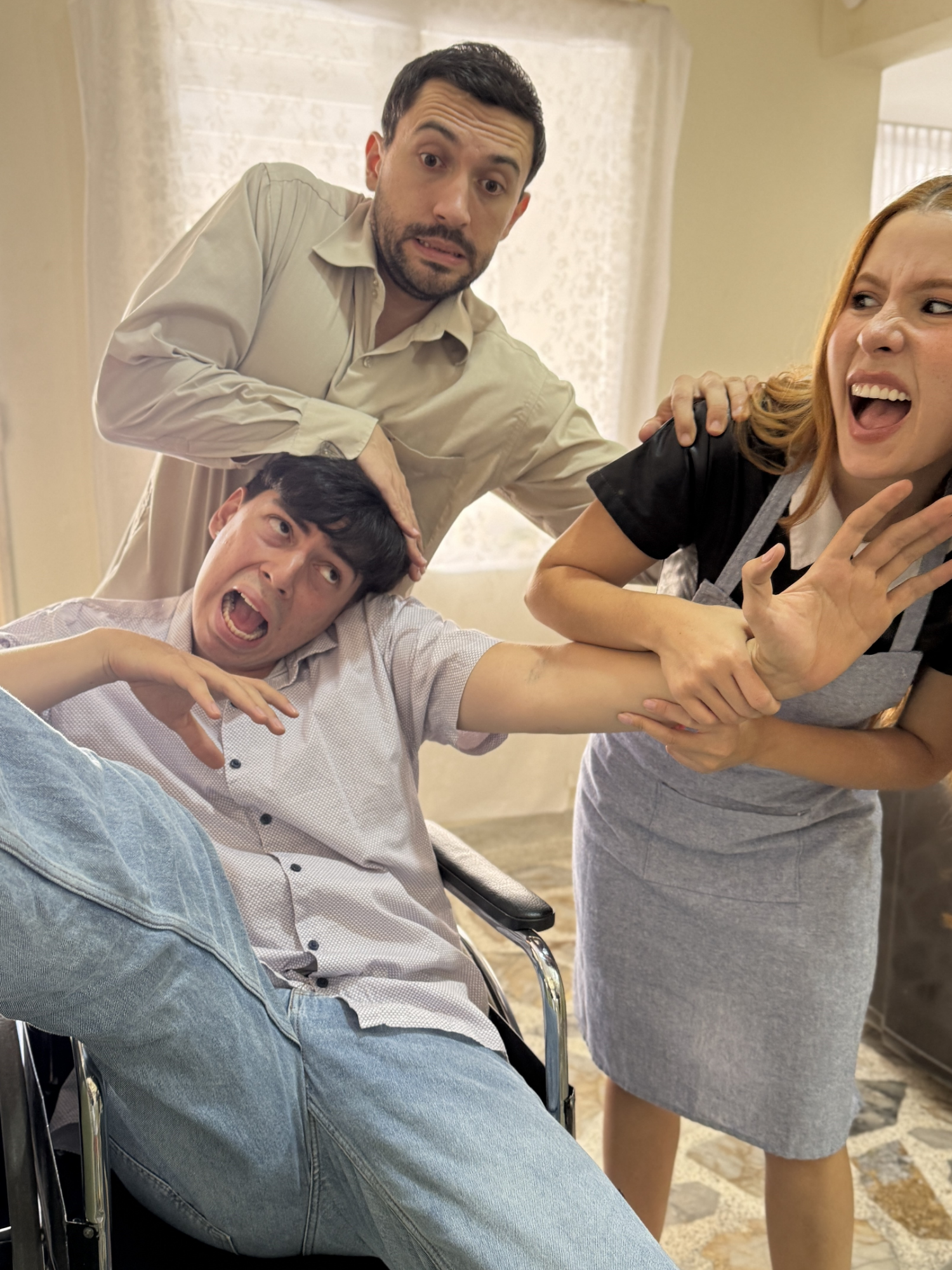 Fingía ser inválido para aprovecharse… pero todo salió a la luz 😱🧑‍🦽💥#dramas