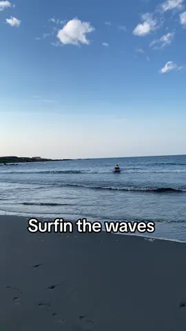 Surfin the waves #fyp #fypシ゚ #fypシ゚viral🖤tiktok #fyppp #fypp #fypツ 