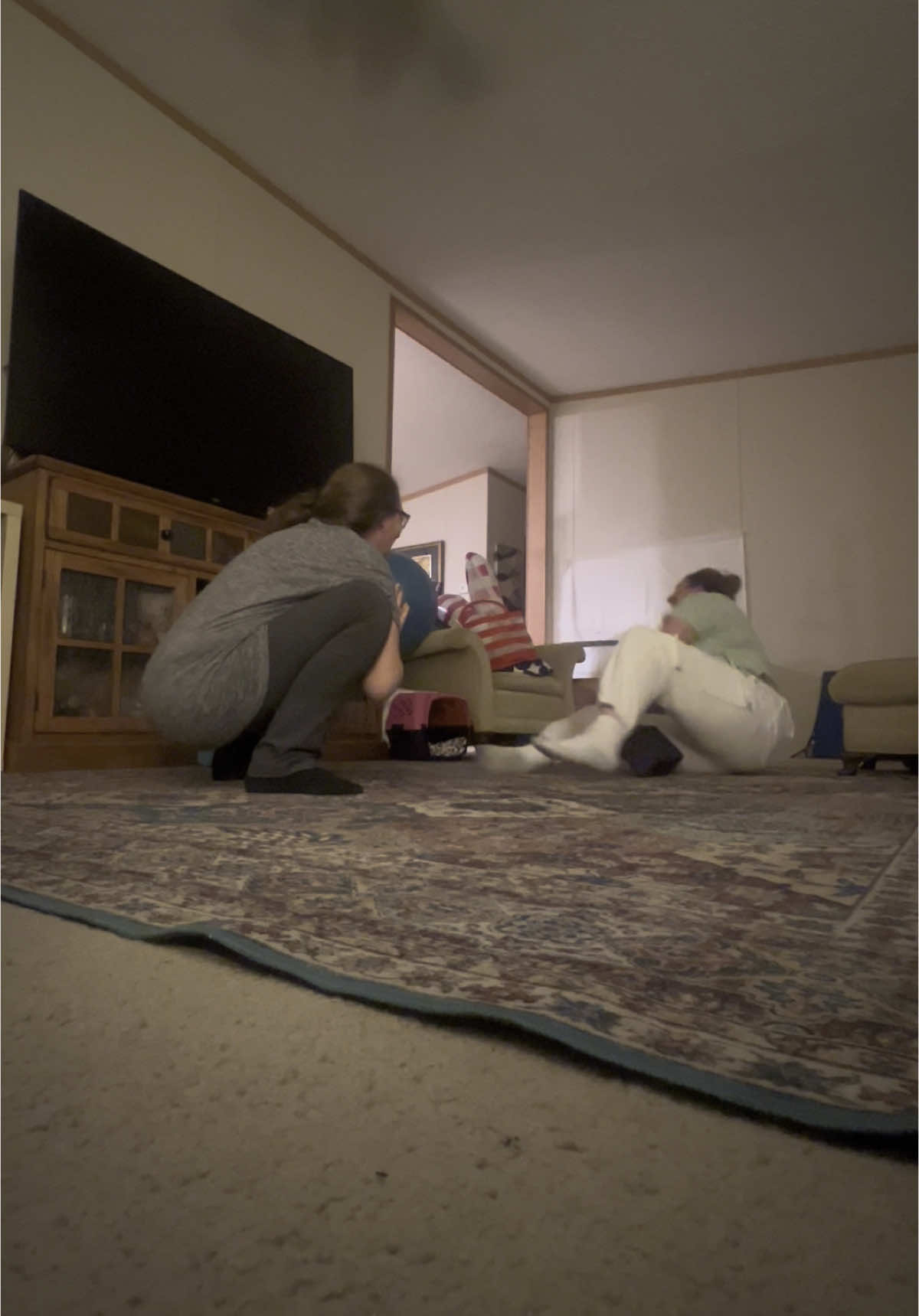 I didn’t expect my mom to humble me #yoga #momtok #momanddaughter 