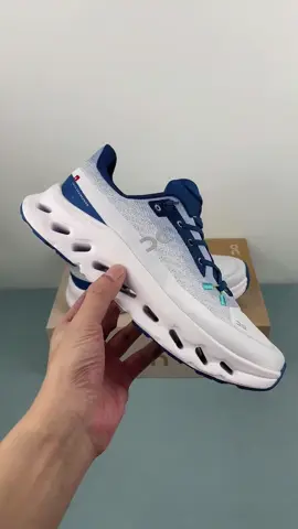Hot!#fyp #sneakers #Shoes #on #oncloud #oncloudtilt #sneaker #hot 