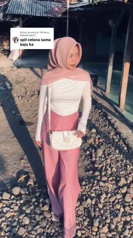 Membalas @Silviana_ Majalengkaᥫ᭡ aku spil disini🛍️🛒#inspirasioutfit #racunbelanja #celanawipsie #outfitinspo🛒🛍️ #showcase 