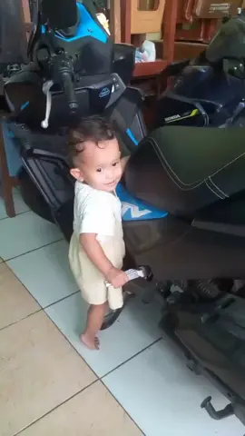 kerandoman anak gadisku #fy #video #foryourpage #balitaaktif 