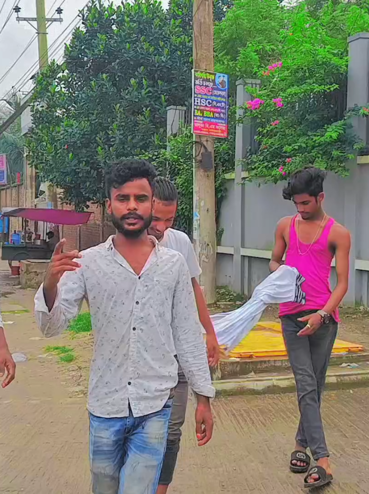 ##🤣😆 মাতালের অবস্থা#new trending video#respect #foryoupage #Bangladesh #boys #new @🌺..সুহাসিনী..🌺 