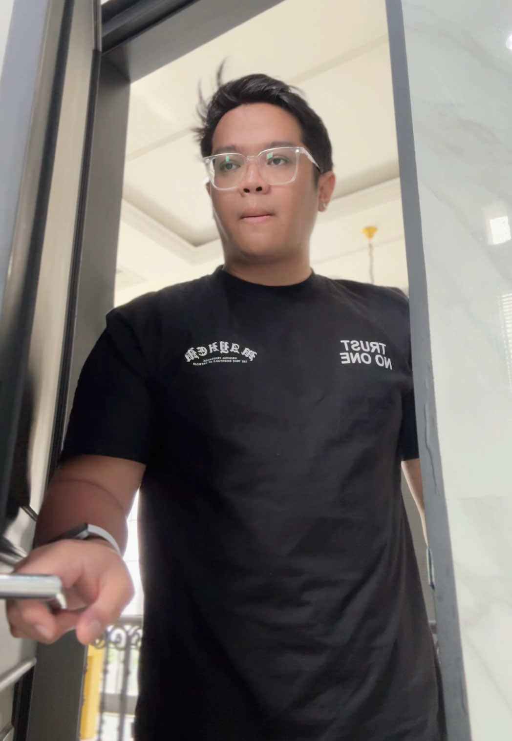 Kucing mana yang menyakitimu meng? 