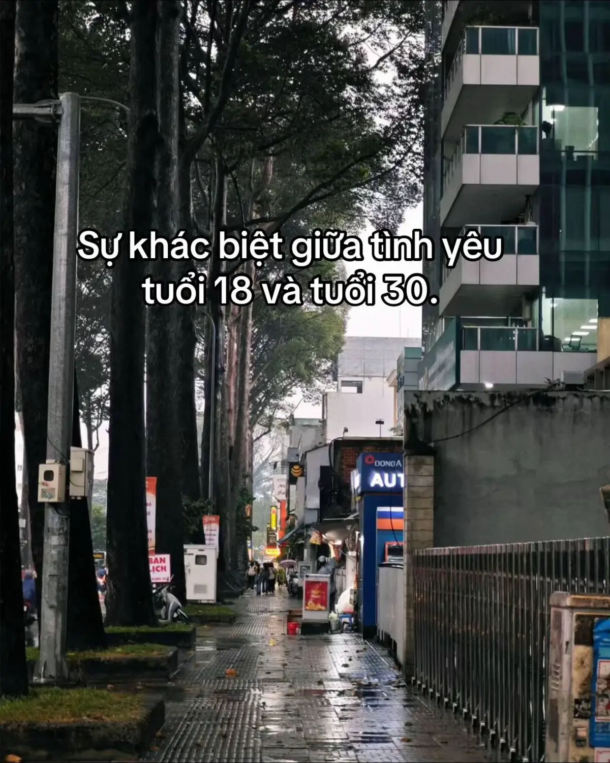 Tôi không vội vì tôi đủ mạnh mẽ để đi một mình.. Một mình bước qua trong đêm sẽ mạnh hơn bước từ ánh sáng đến. 😎🥰