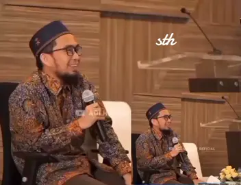 ustadz Adi Hidayat 😊