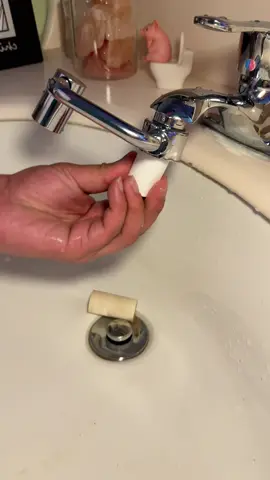 When I first saw it I was like eye roll’Girl please….another TikTok gimmick tryna scam me! But after I try it! Why can I just found out it ???😮😮😮 and it’s on huge sales rn, just grab it before the sales end⏰🔥#homeimprovement #extinction #faucet #filter #faucetextender #original #gadgets #cleaning #bathroom #facecleaning #fyp #wash 