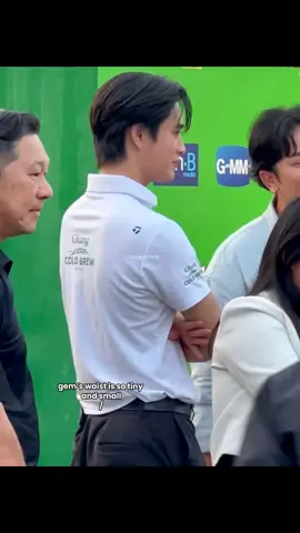 pinggang kecil bahu lebar, cocok buat nyender #gemini_nt 