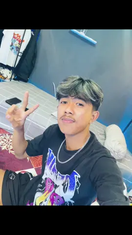 ✌🏻 #fotolive #trend #beranda #fotoselfie #cowokganteng 