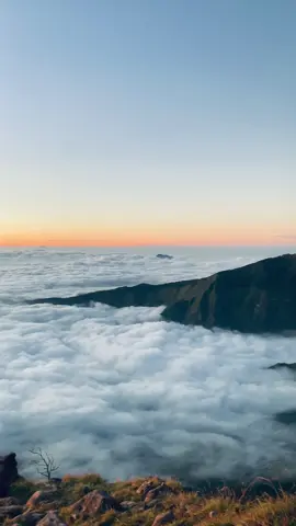 🌬️#sunsetvibes #fyp #bulubaria2730mdpl 