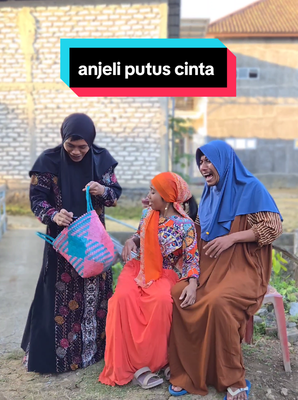 biar tidak senasip dengan anjeli, yuk buruan di order tretan 🤩🙏😁 @kakak greb (AP) @sisehcomel3 #klebunpacenan #yusmuhammd #akeloyproduction #fypシ゚ #viral 